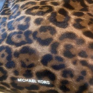 Micheal Kors Satchel
